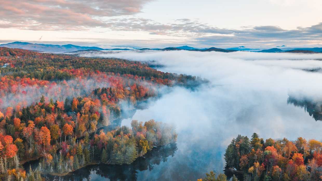 Top Places to Catch Autumn Colors in New York cover image