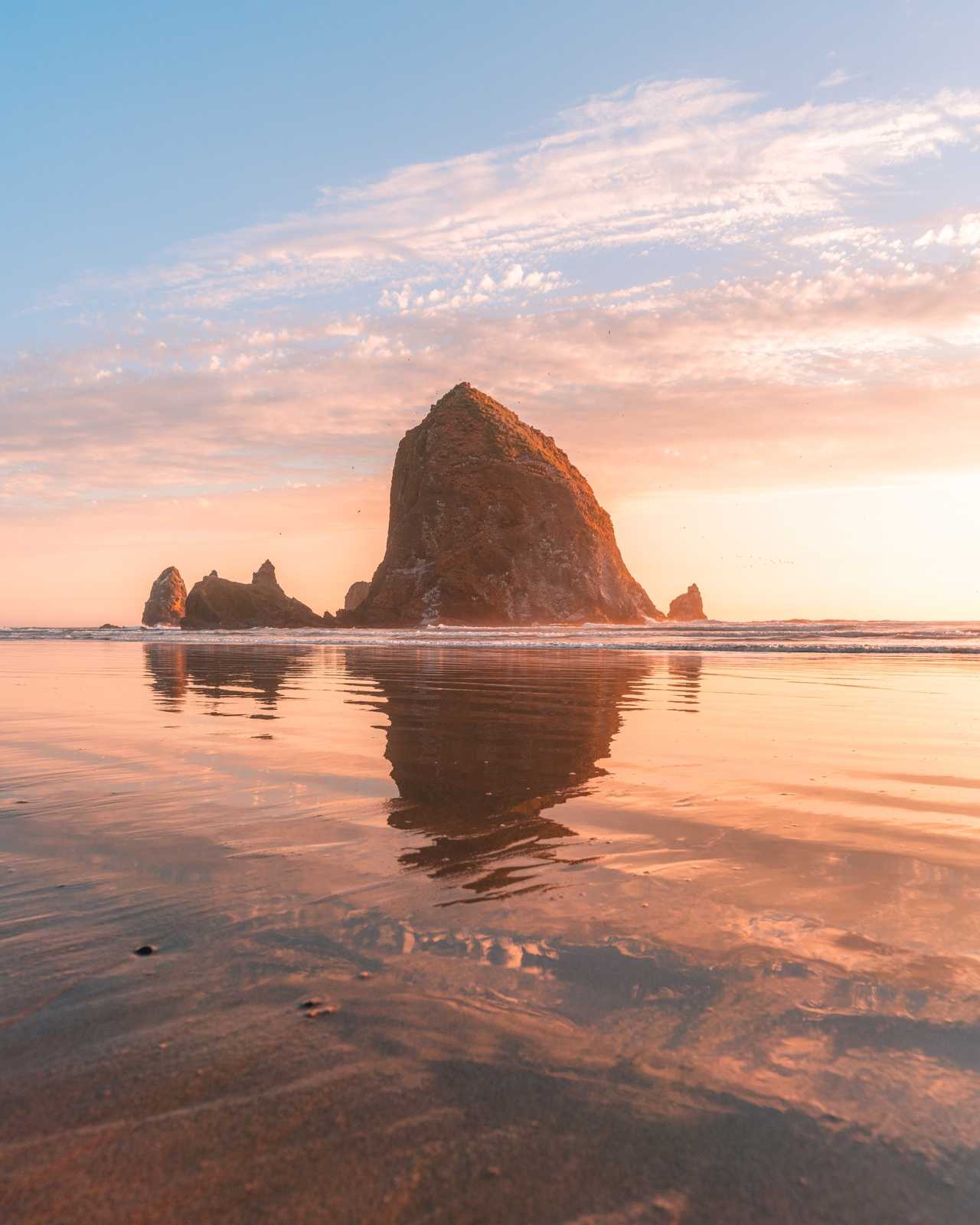 Exploring Cannon Beach